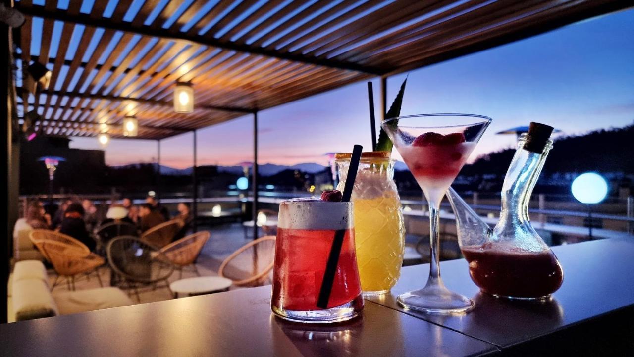 Hotel Ultonia Girona Luaran gambar