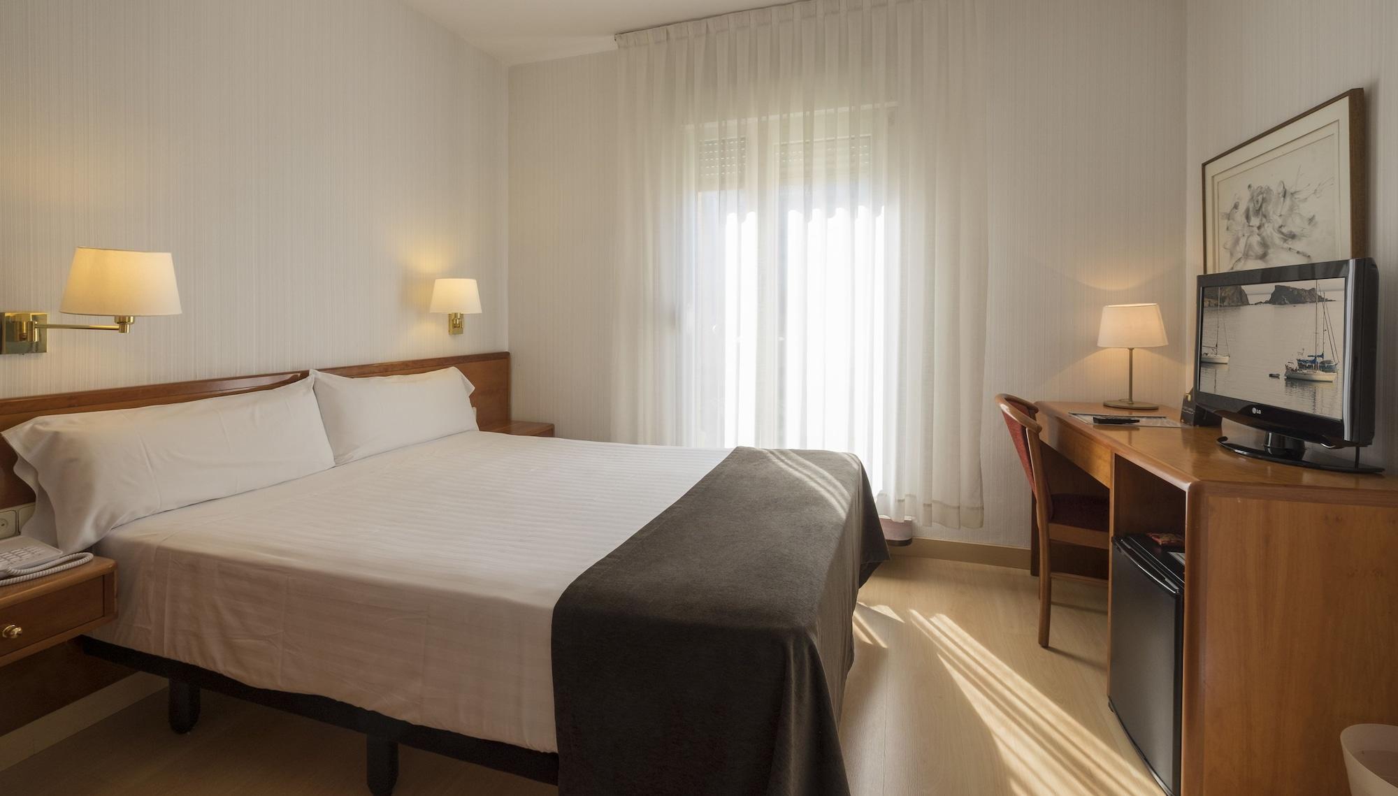 Hotel Ultonia Girona Luaran gambar