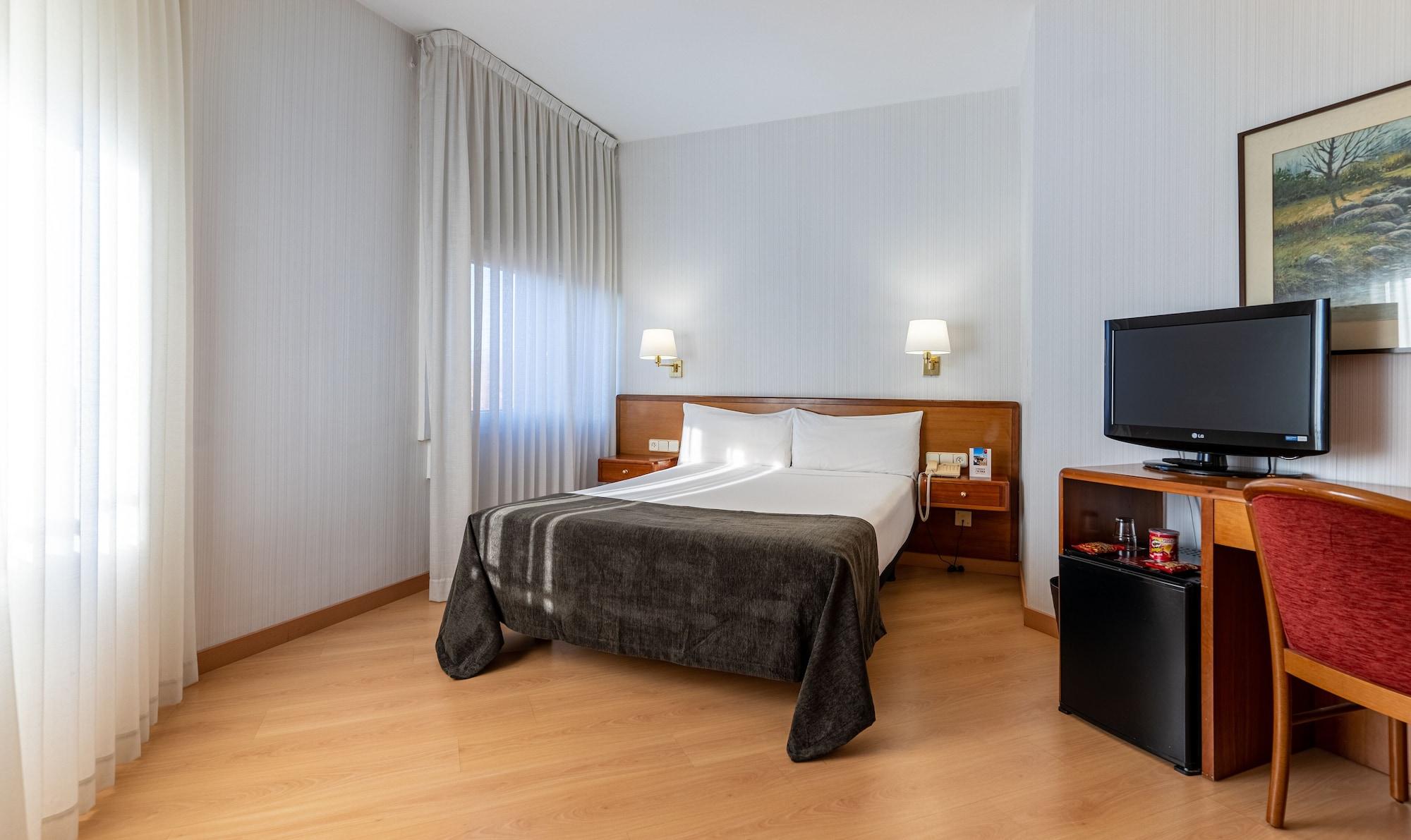 Hotel Ultonia Girona Luaran gambar
