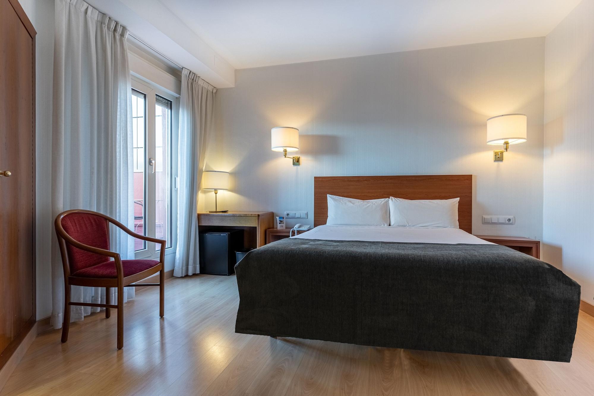 Hotel Ultonia Girona Luaran gambar