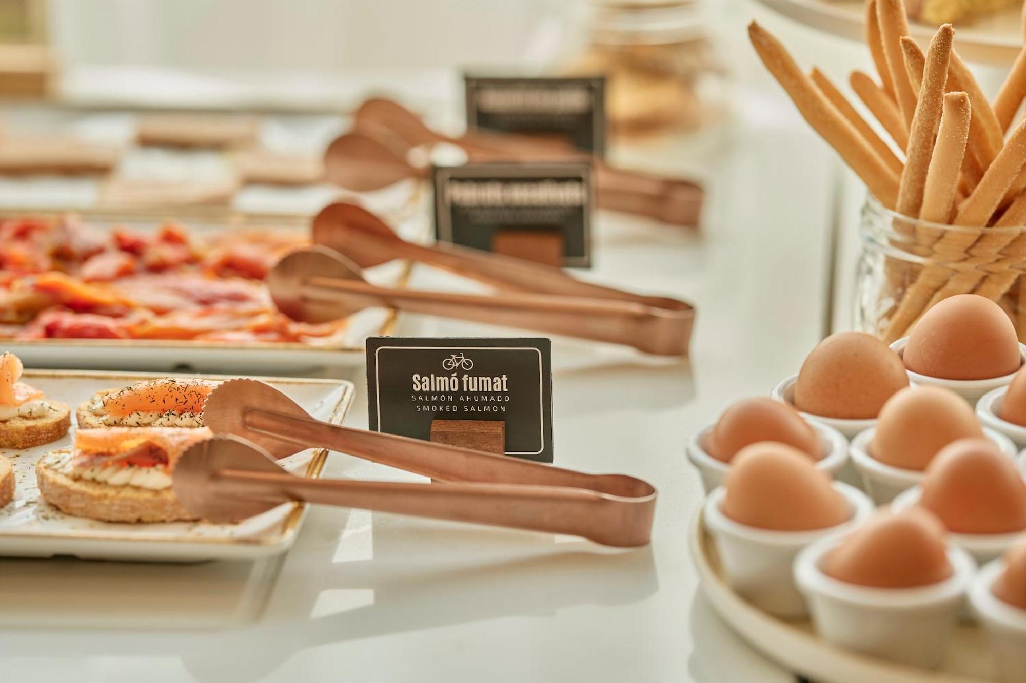 Hotel Ultonia Girona Luaran gambar