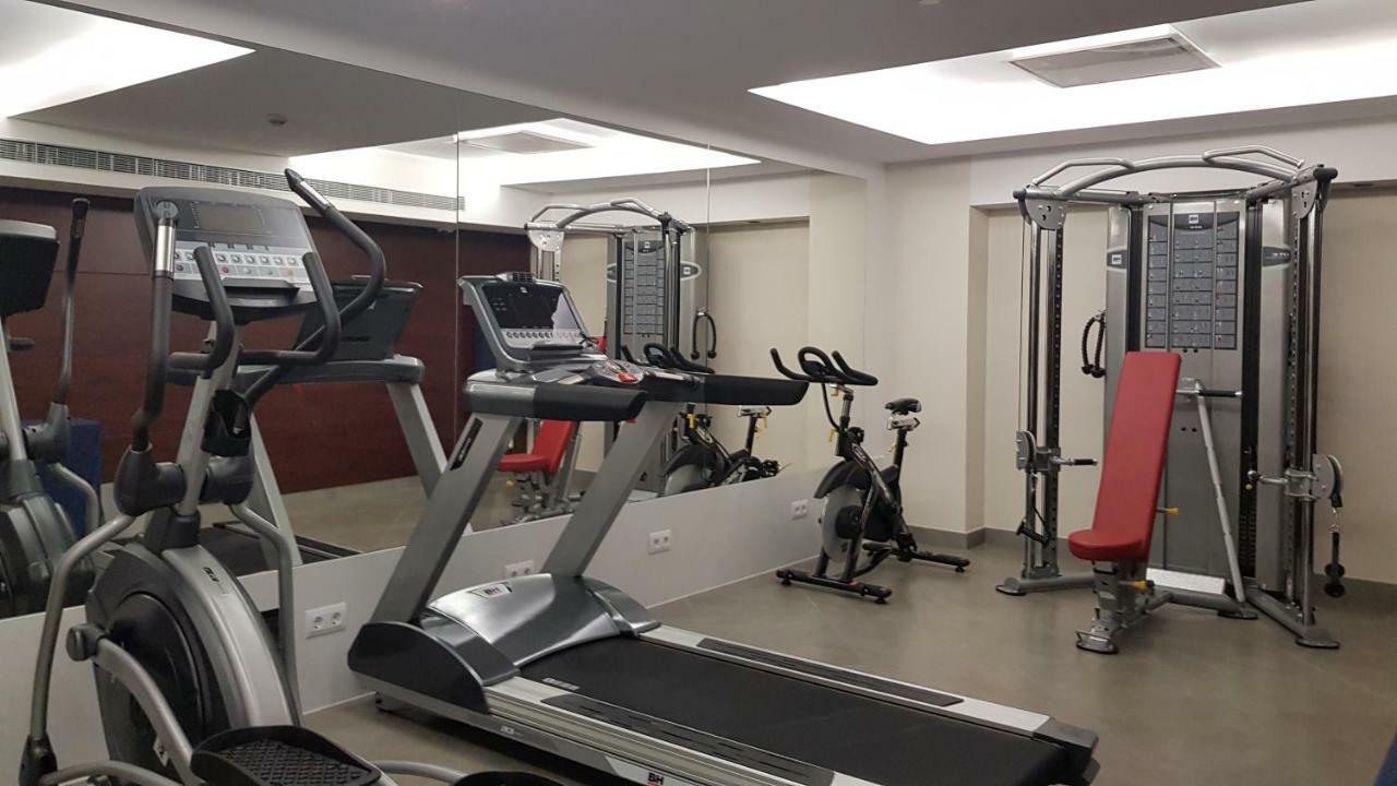 Hotel Ultonia Girona Luaran gambar