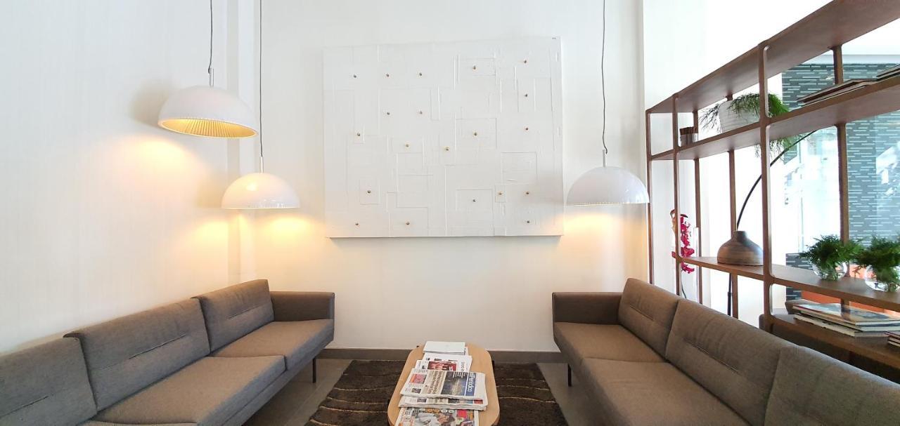 Hotel Ultonia Girona Luaran gambar